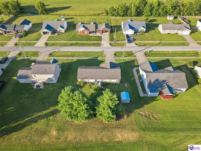373 Valley View Drive, Vine Grove, KY 40175