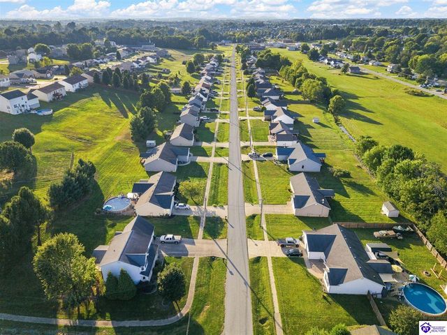 373 Valley View Drive, Vine Grove, KY 40175