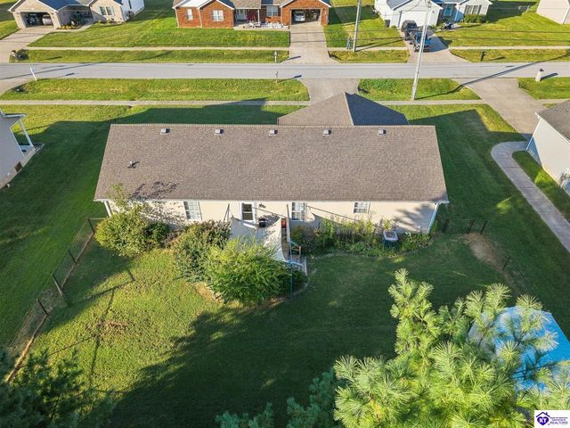 373 Valley View Drive, Vine Grove, KY 40175