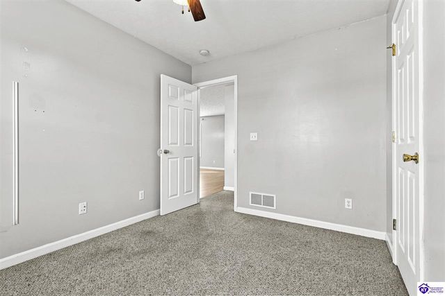 373 Valley View Drive, Vine Grove, KY 40175