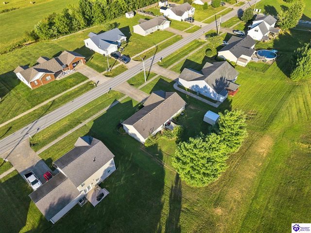 373 Valley View Drive, Vine Grove, KY 40175