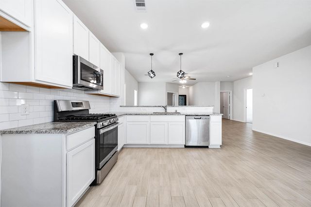 3611 Prairie Rose Trail, Angleton, TX 77515