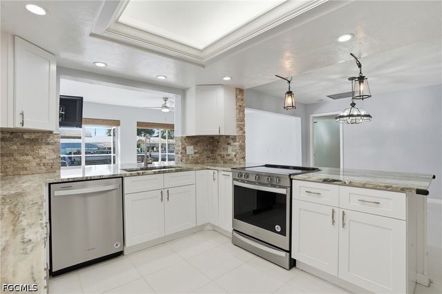 5964 Baker CT, Fort Myers, FL 33919