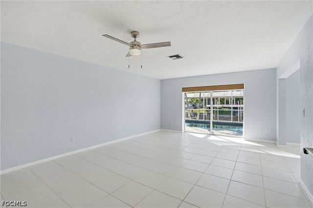 5964 Baker CT, Fort Myers, FL 33919