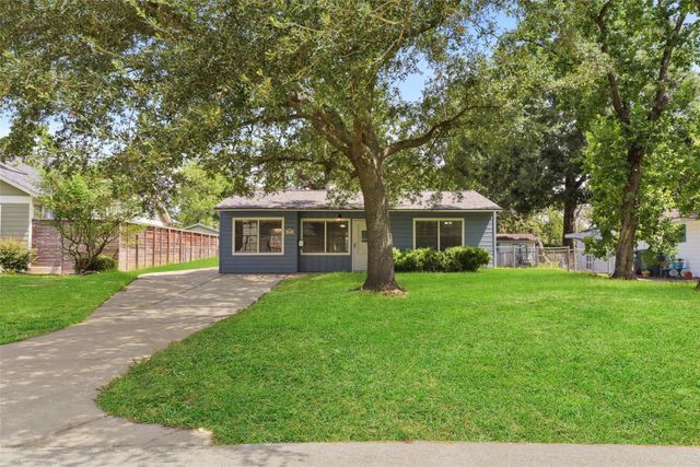 950 Lamonte Lane, Houston, TX 77018