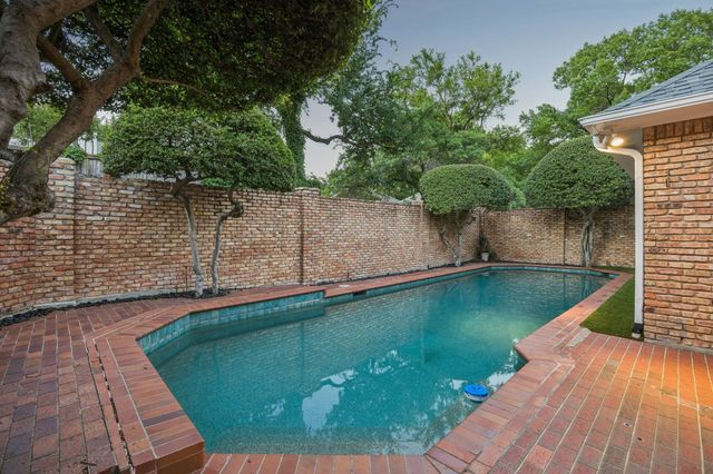 9631 Hilldale Drive, Dallas, TX 75231