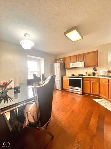 126 Tracy Ridge Boulevard, Whiteland, IN 46184