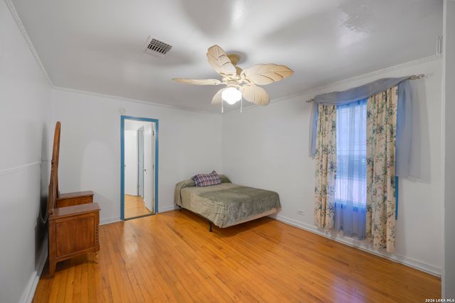 1430 W Kings Hwy, San Antonio, TX 78201