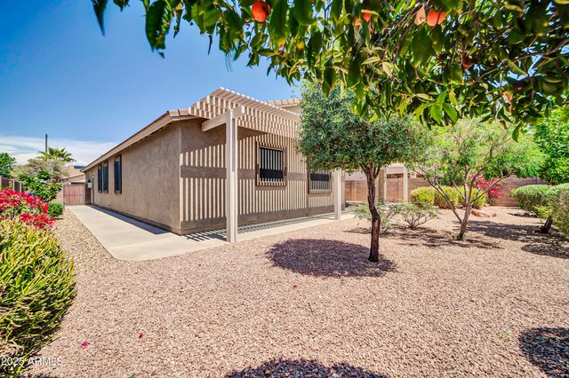 17429 W RED BIRD Road, Surprise, AZ 85387