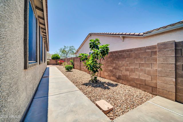 17429 W RED BIRD Road, Surprise, AZ 85387