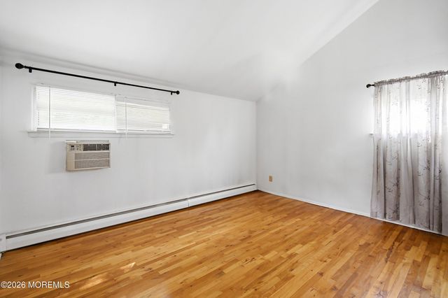 51 Haven Terrace, Parlin, NJ 08859