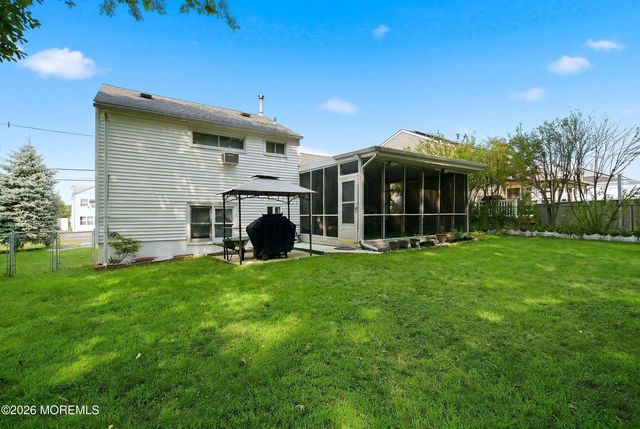 51 Haven Terrace, Parlin, NJ 08859