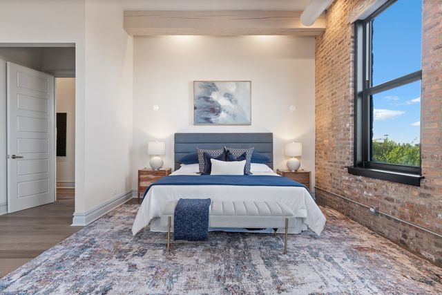 401 N Aberdeen Street 4N, Chicago, IL 60642