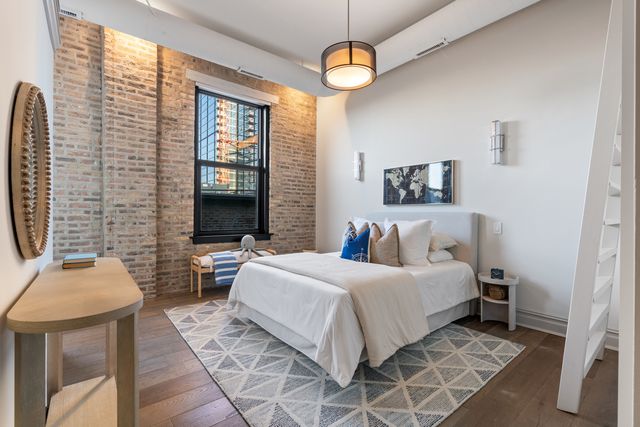 401 N Aberdeen Street 4N, Chicago, IL 60642