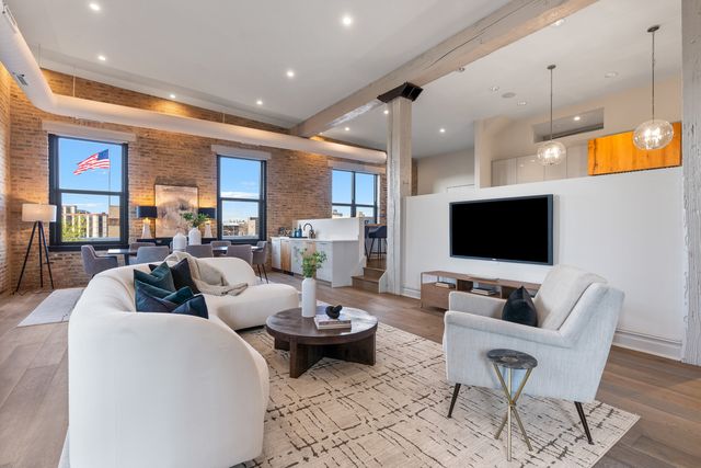401 N Aberdeen Street 4N, Chicago, IL 60642