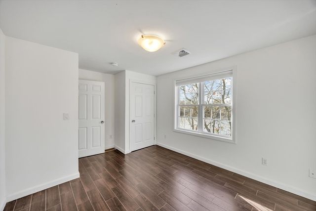 160 Algonquin Ave, Mashpee, MA 02649