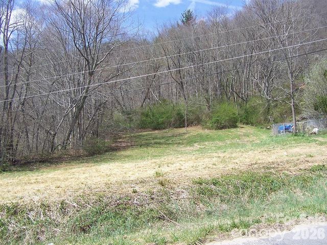 58 Collier Lane, Waynesville, NC 28786