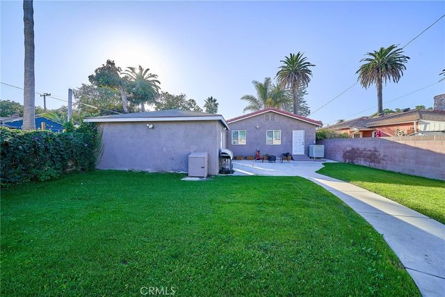 2420 Maine, Long Beach, CA 90806
