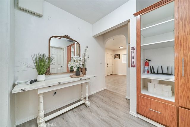 2420 Maine, Long Beach, CA 90806