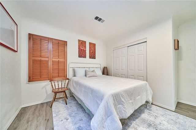 2420 Maine, Long Beach, CA 90806