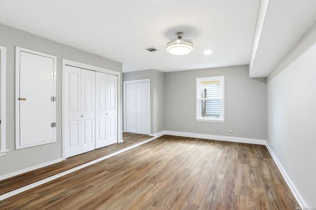 13930 Mission Valley, San Antonio, TX 78233