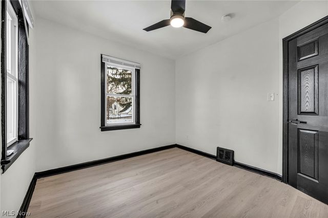 4137 E 154th Street, Cleveland, OH 44128