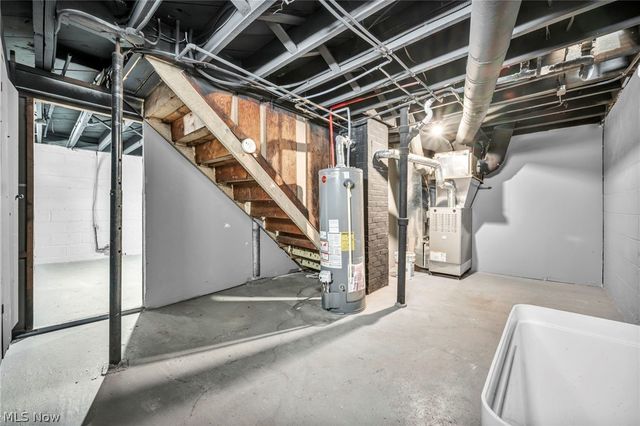 4137 E 154th Street, Cleveland, OH 44128