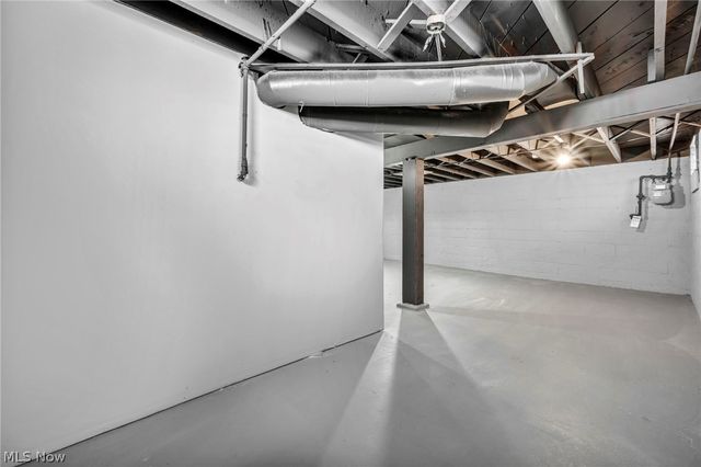 4137 E 154th Street, Cleveland, OH 44128