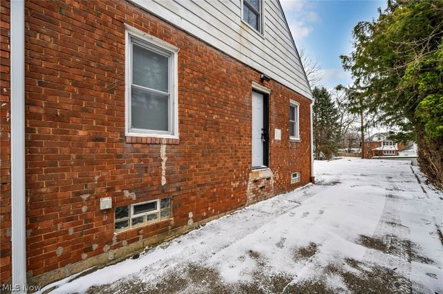 4137 E 154th Street, Cleveland, OH 44128