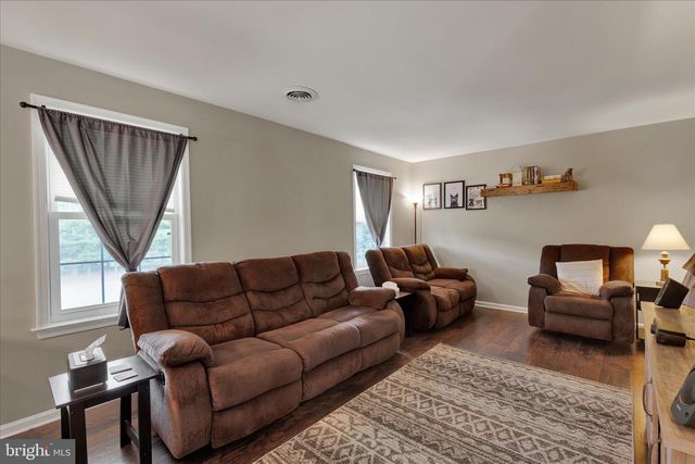 12906 MOUNT OLIVET RD, Felton, PA 17322