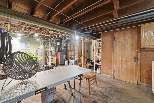 4923 N Mason Avenue, Chicago, IL 60630