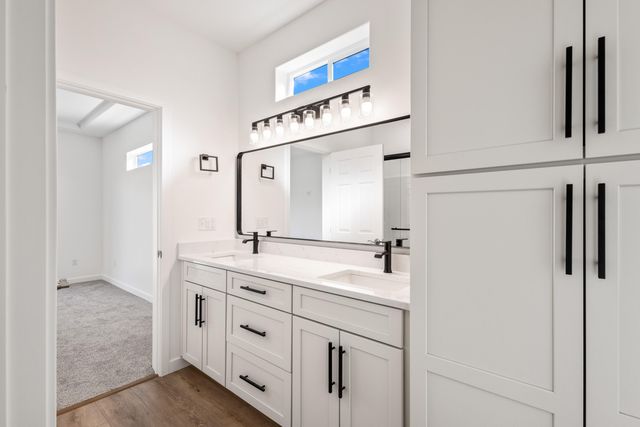 137 SE 16th Street, Madras, OR 97741