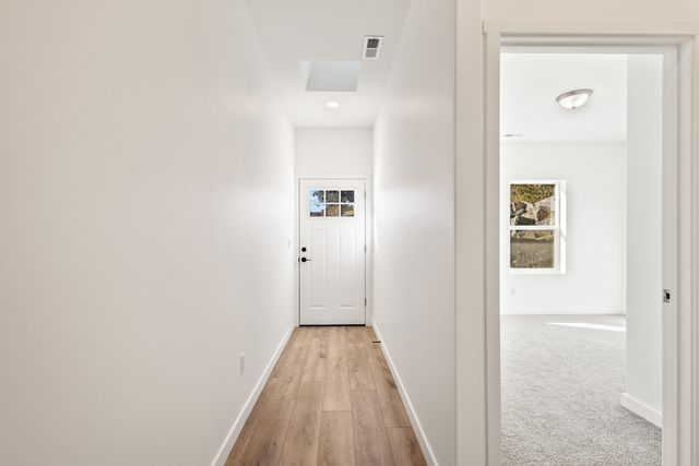 137 SE 16th Street, Madras, OR 97741