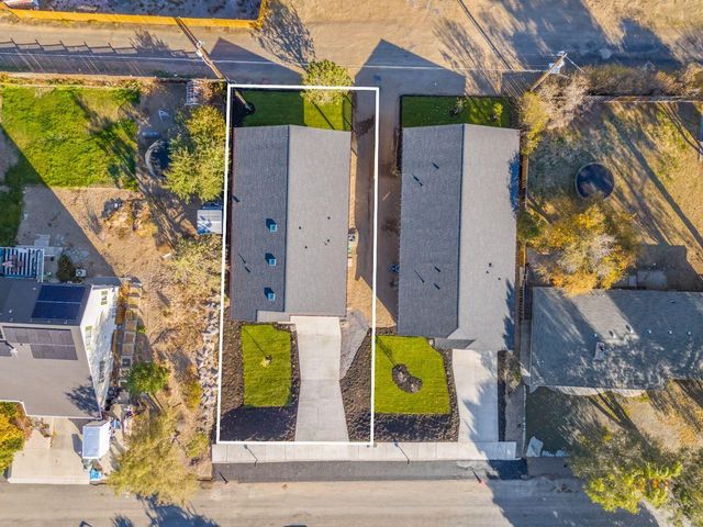 137 SE 16th Street, Madras, OR 97741