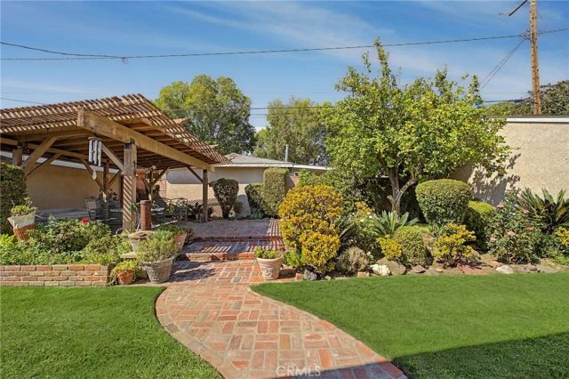 347 W Leeside, Glendora, CA 91741