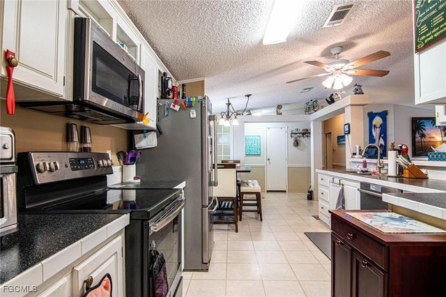 12921 Timothy LN, Fort Myers, FL 33908