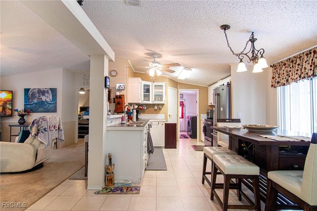 12921 Timothy LN, Fort Myers, FL 33908