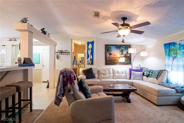 12921 Timothy LN, Fort Myers, FL 33908