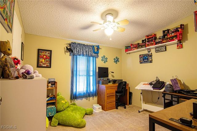 12921 Timothy LN, Fort Myers, FL 33908