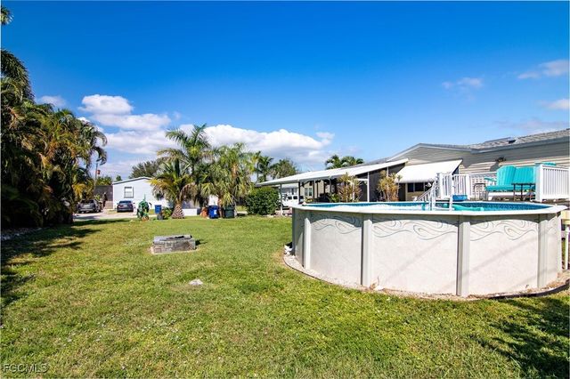 12921 Timothy LN, Fort Myers, FL 33908