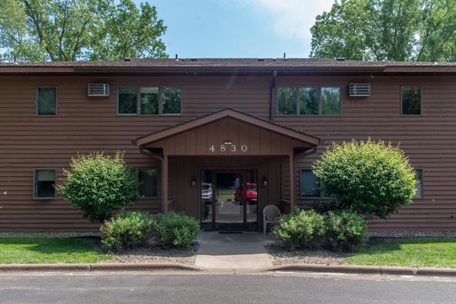 4830 Babcock Trail 111, Inver Grove Heights, MN 55077