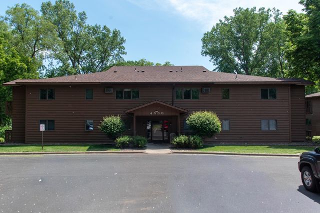 4830 Babcock Trail 111, Inver Grove Heights, MN 55077