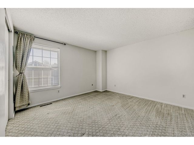 2005 S Helena St C, Aurora, CO 80013