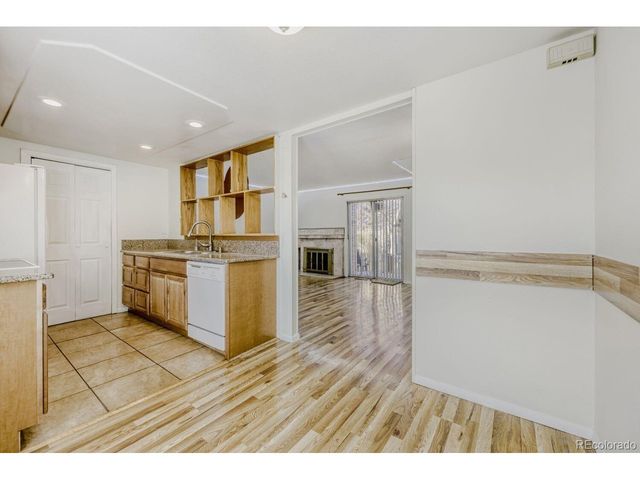 2005 S Helena St C, Aurora, CO 80013