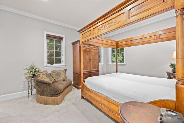 3169 NE Harrison Street, Issaquah, WA 98029