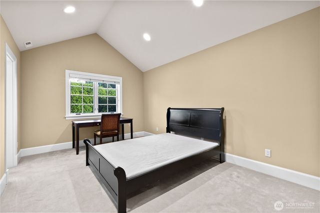 3169 NE Harrison Street, Issaquah, WA 98029