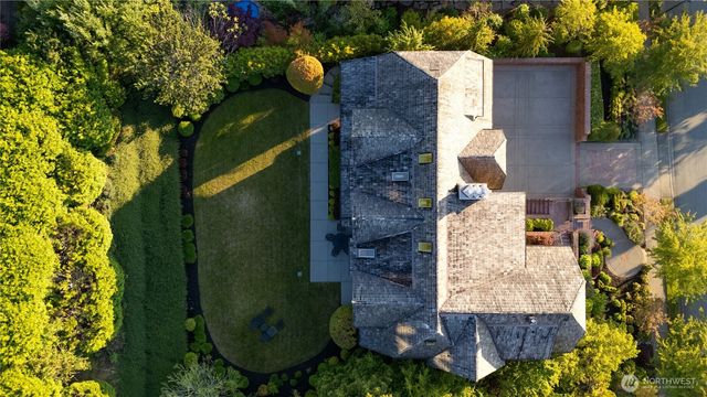 3169 NE Harrison Street, Issaquah, WA 98029