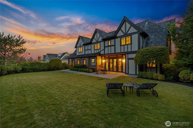 3169 NE Harrison Street, Issaquah, WA 98029