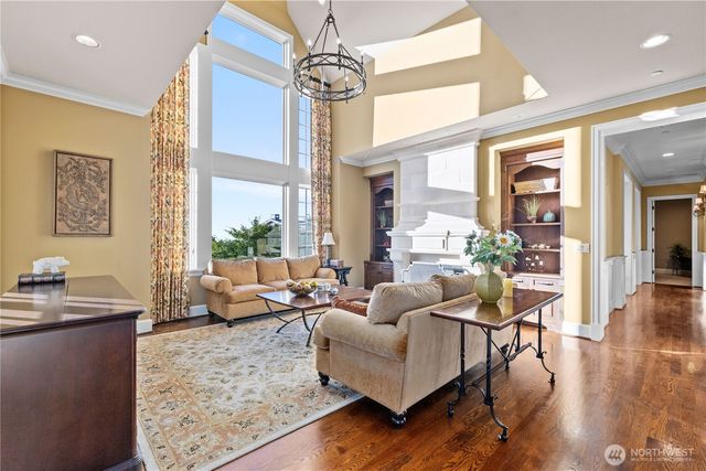 3169 NE Harrison Street, Issaquah, WA 98029