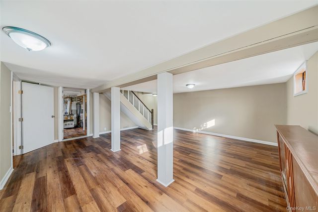 266 W 16th Street, Deer Park, NY 11729